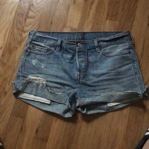 Levi’s 501 Jean Shorts (W29)